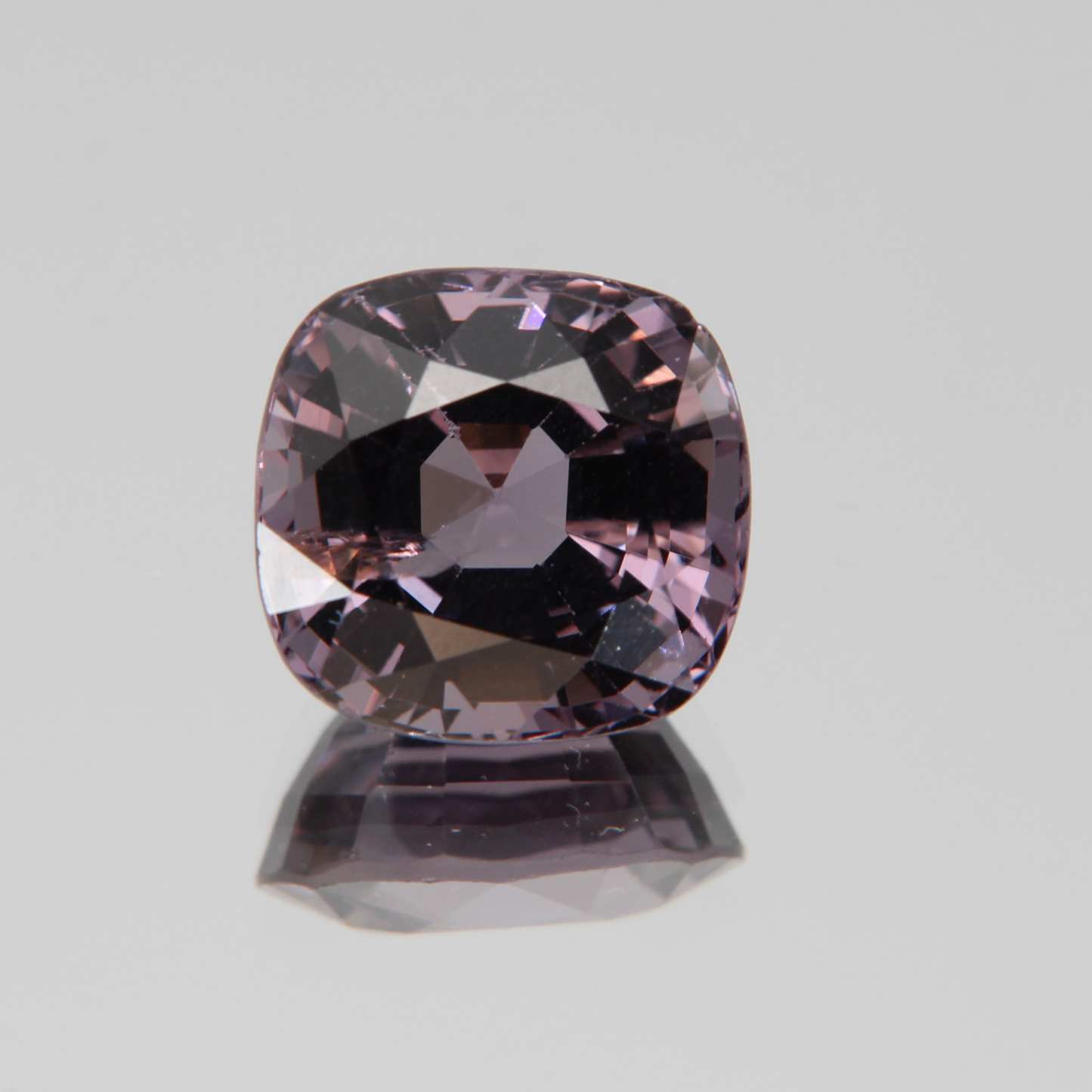 Violetter Spinell 6.24ct