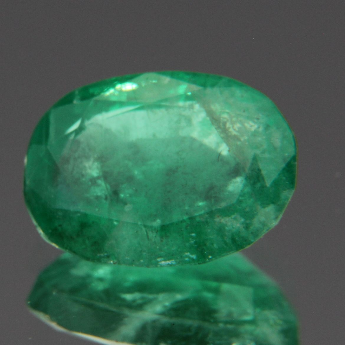 Smaragd 2.11 ct