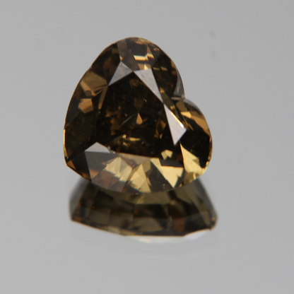 fancy vivid olive Diamond 3.02ct