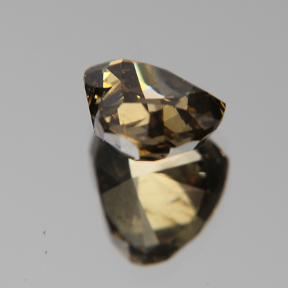 fancy vivid olive Diamond 3.02ct