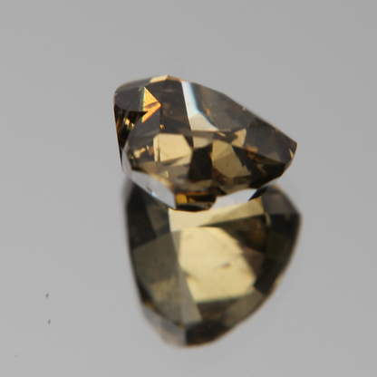 fancy vivid olive Diamond 3.02ct