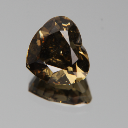 fancy vivid olive Diamond 3.02ct
