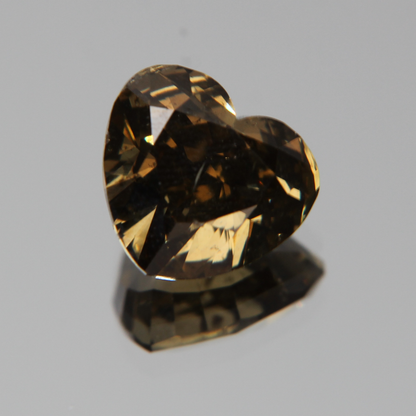 fancy vivid olive Diamond 3.02ct