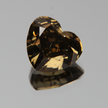 fancy vivid olive Diamond 3.02ct