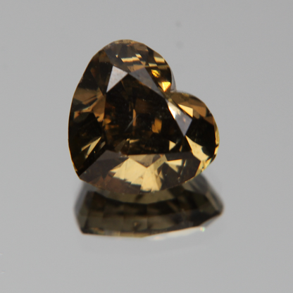 fancy vivid olive Diamond 3.02ct