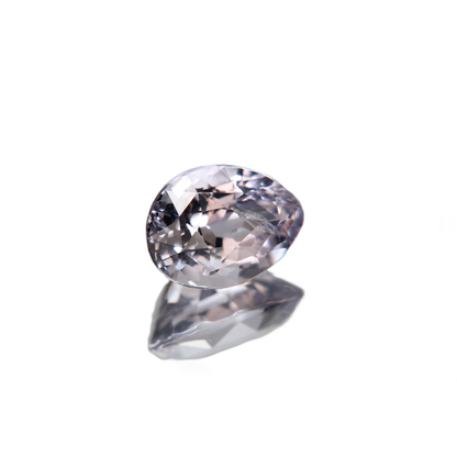 hellpinker Spinell 1.60ct ansicht von links