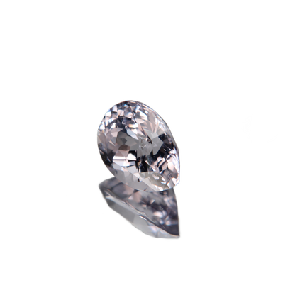 hellpinker Spinell 1.60ct ansicht von rechts