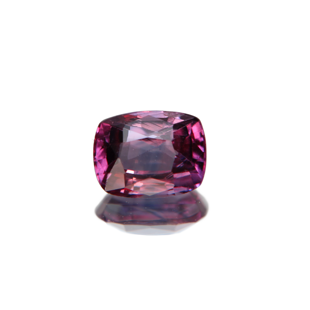 Purpur-Pinker Spinell 1.13ct ansicht von vorne