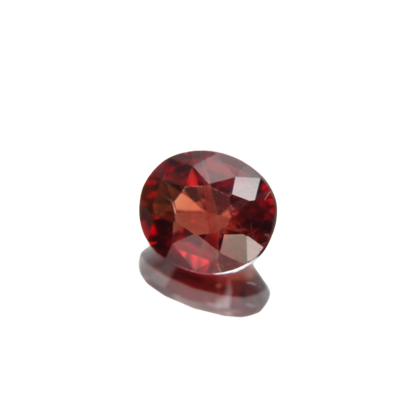 roter Spinell 1.15ct ansicht von rechts