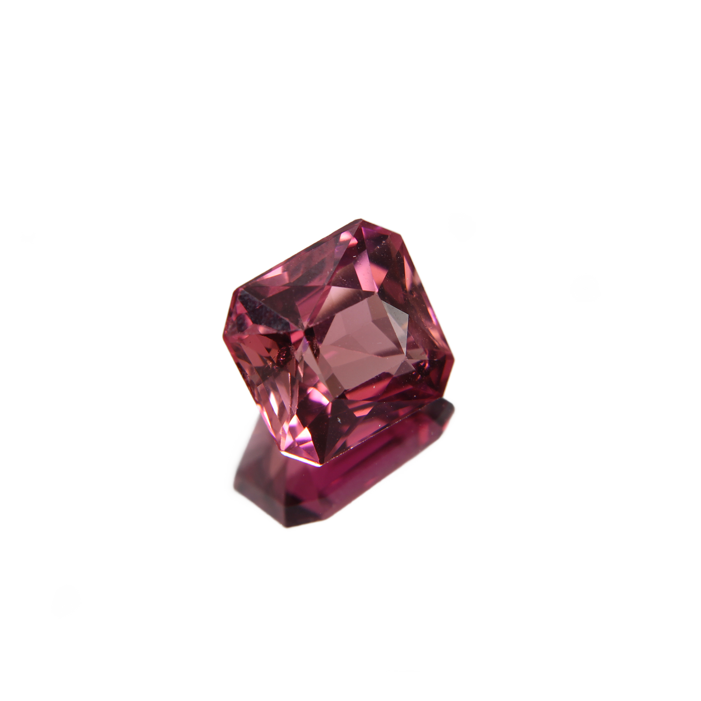 pinker Turmalin 3.34ct ansicht von links