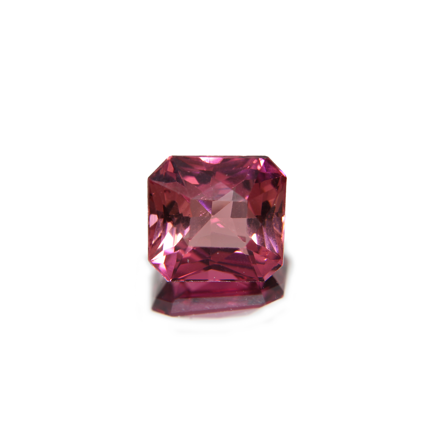 pinker Turmalin 3.34ct ansicht von vorne