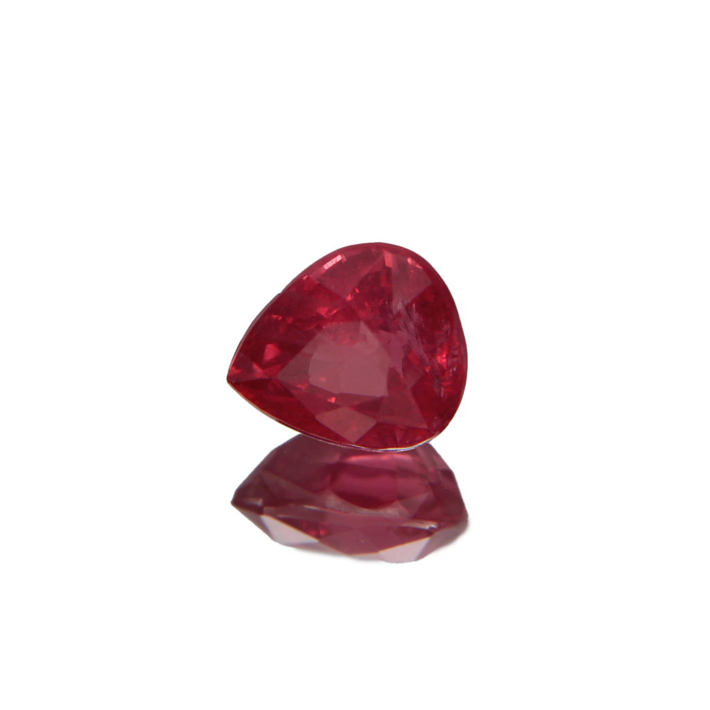 Spinell 1.09ct ansicht von vorne