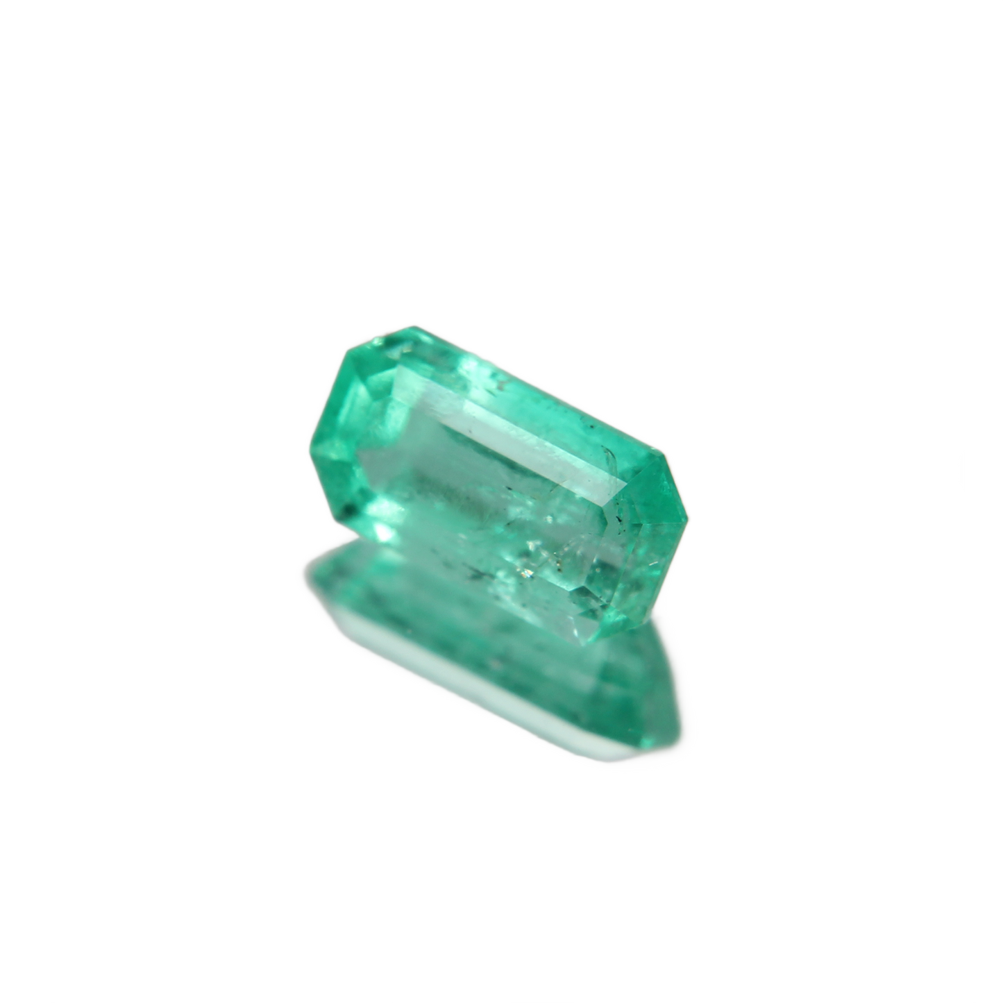 Smaragd 0.72ct IGNEOUS Edelsteine