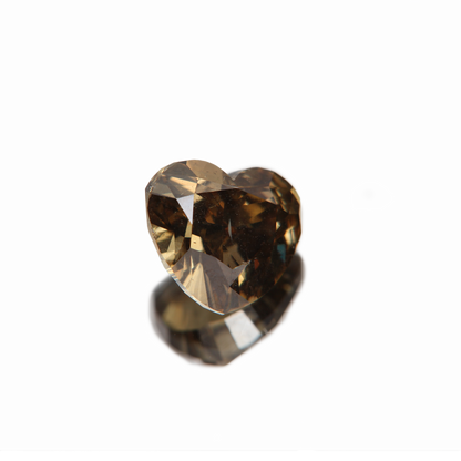 Fancy vivid olive Diamant 3.02ct ansicht von ganz links