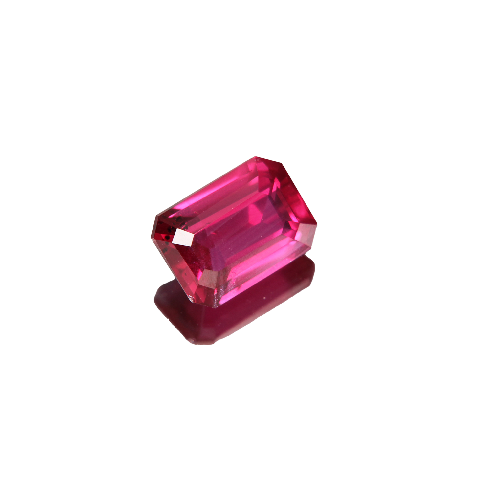 Rubin 1.07ct - ansicht von links 