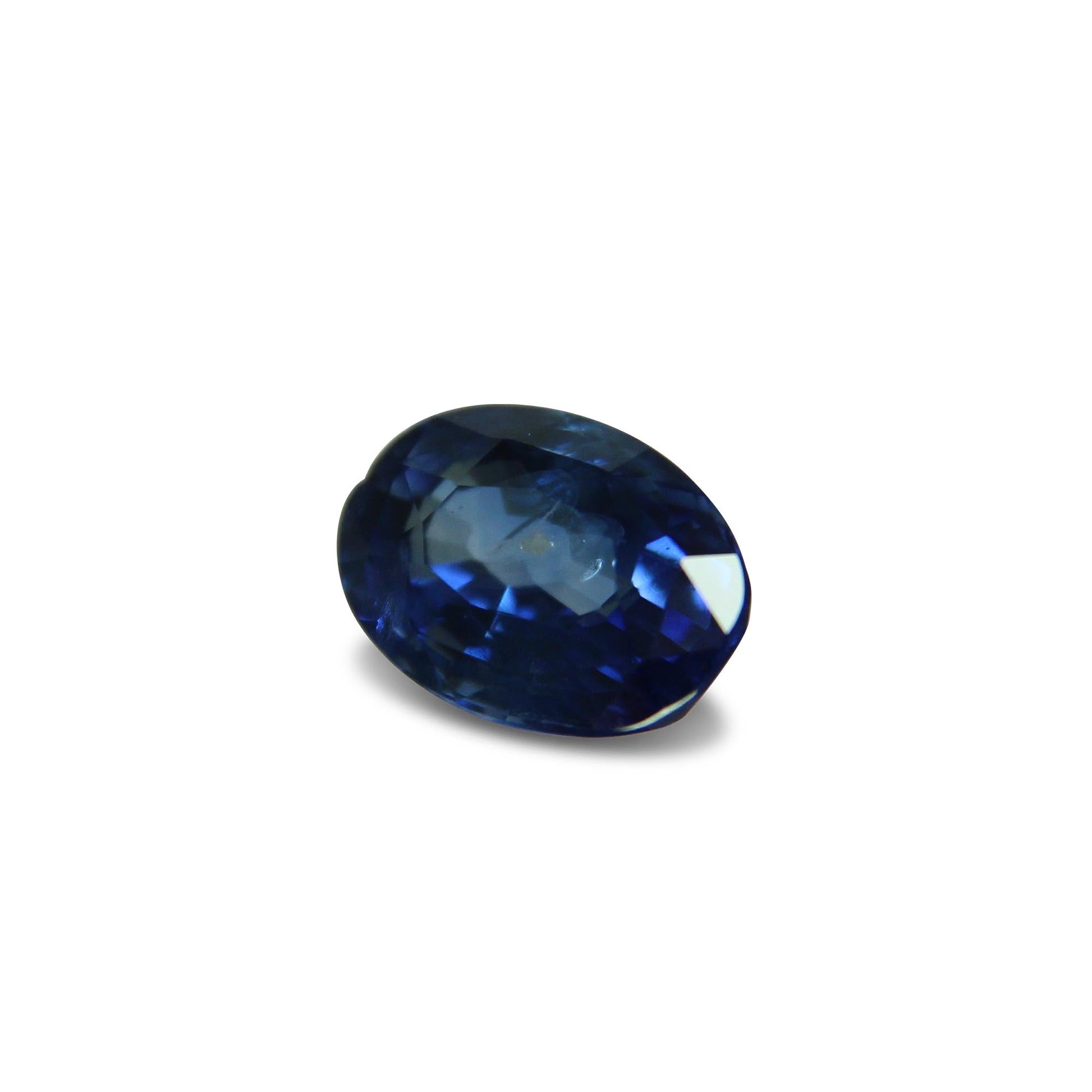 Blauer Saphir 2.25 ct IGNEOUS Edelsteine