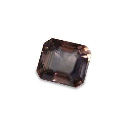 Zoisit 4.38 ct IGNEOUS Edelsteine