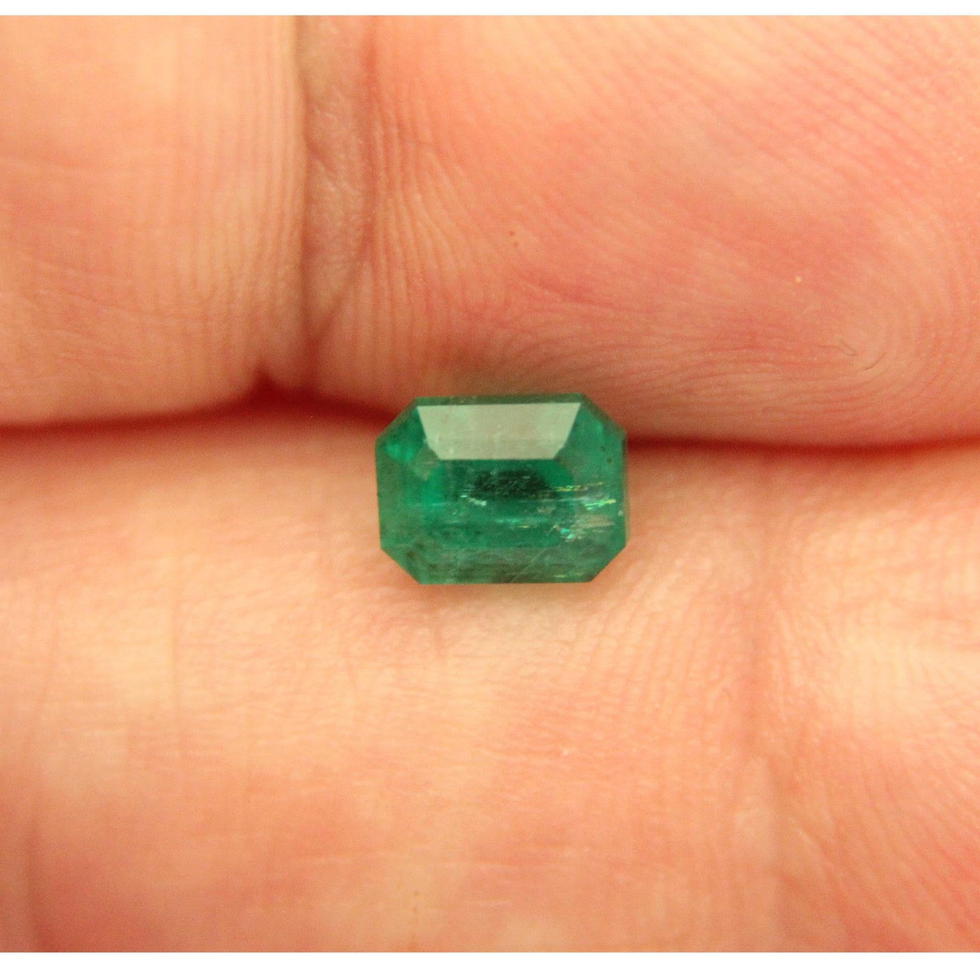 Smaragd 1.317 ct IGNEOUS Edelsteine