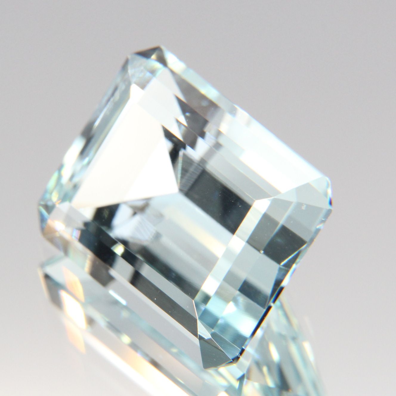Aquamarine 8.79 ct