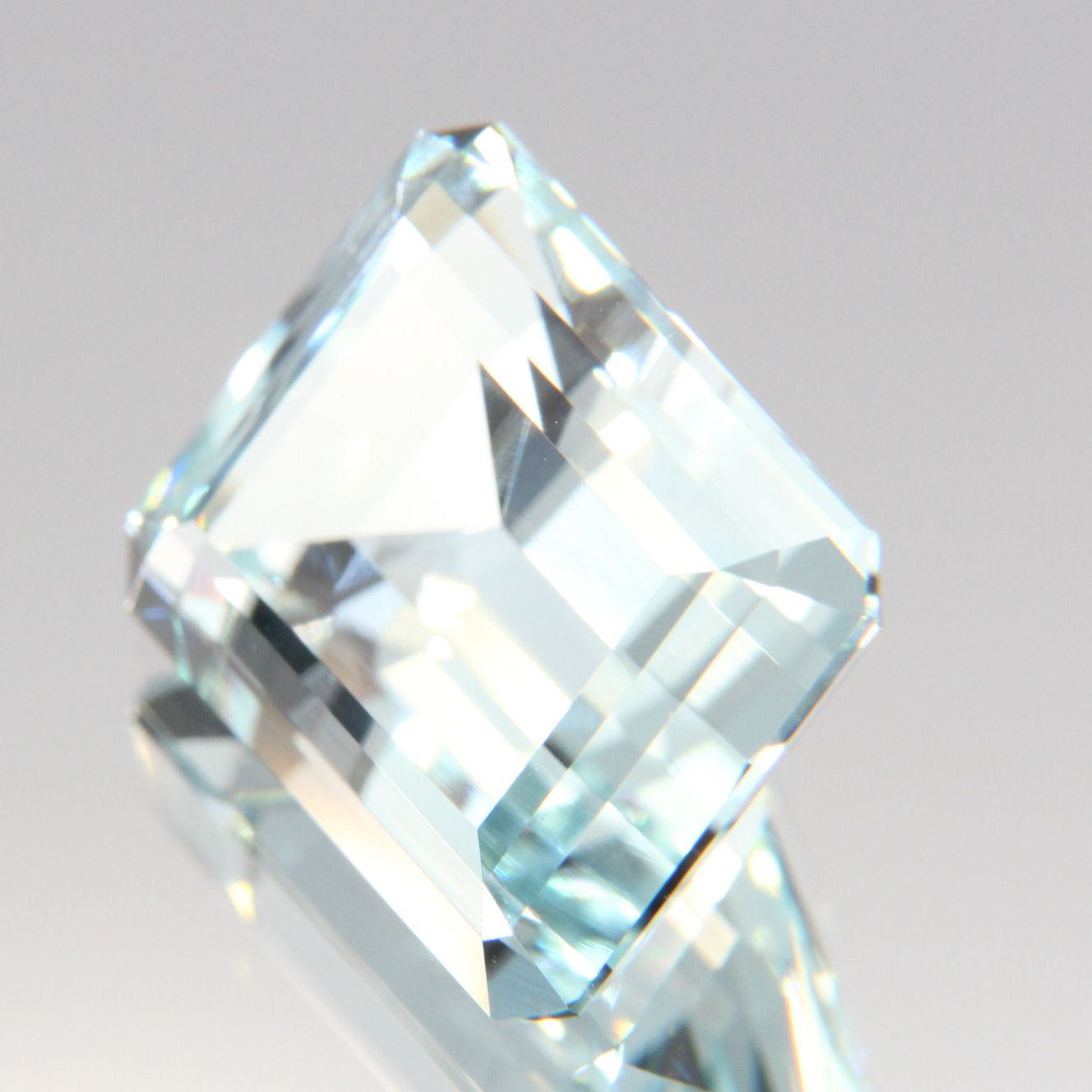 Aquamarine 8.79 ct
