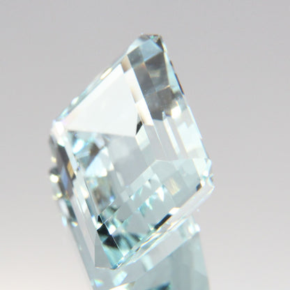 Aquamarine 8.79 ct