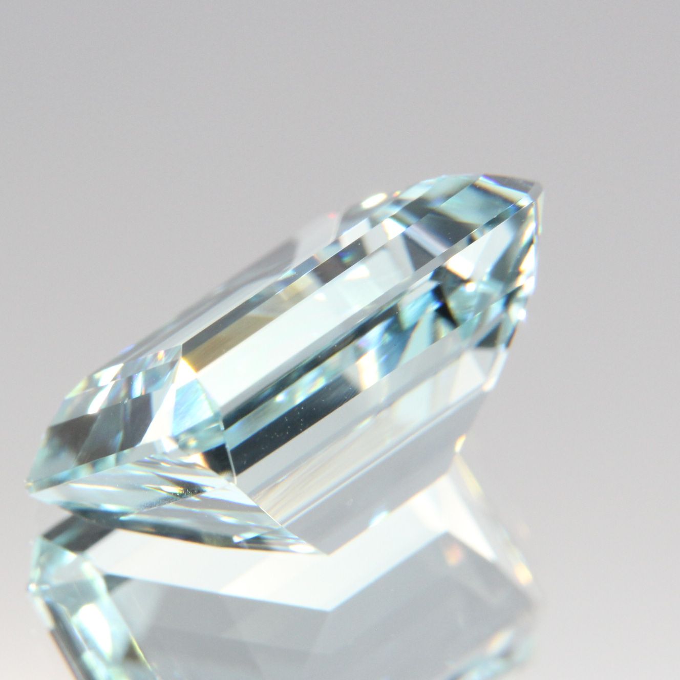Aquamarine 8.79 ct