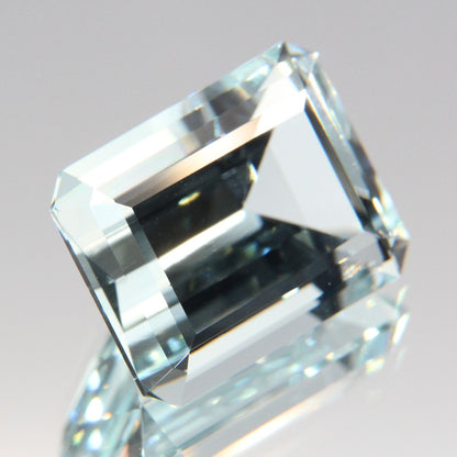Aquamarine 8.79 ct