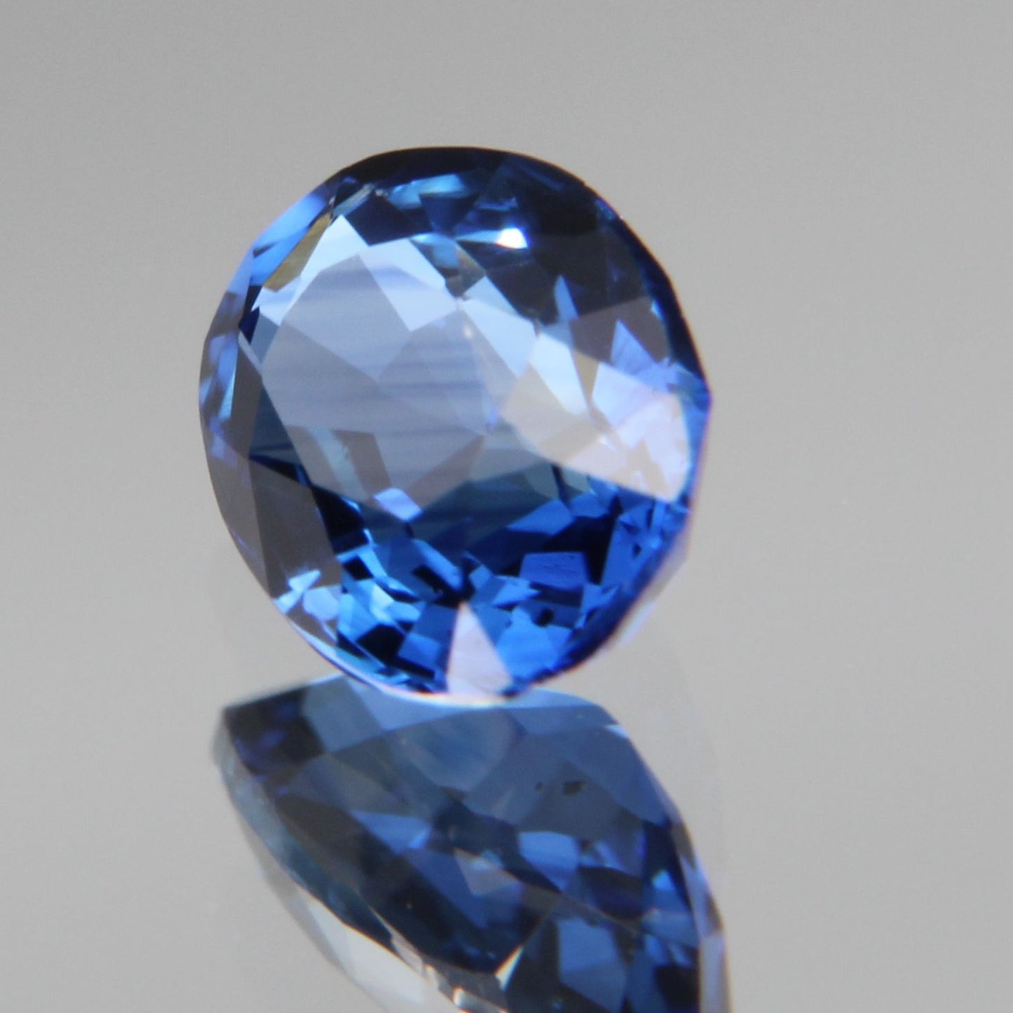 Blauer Saphir 0.52ct