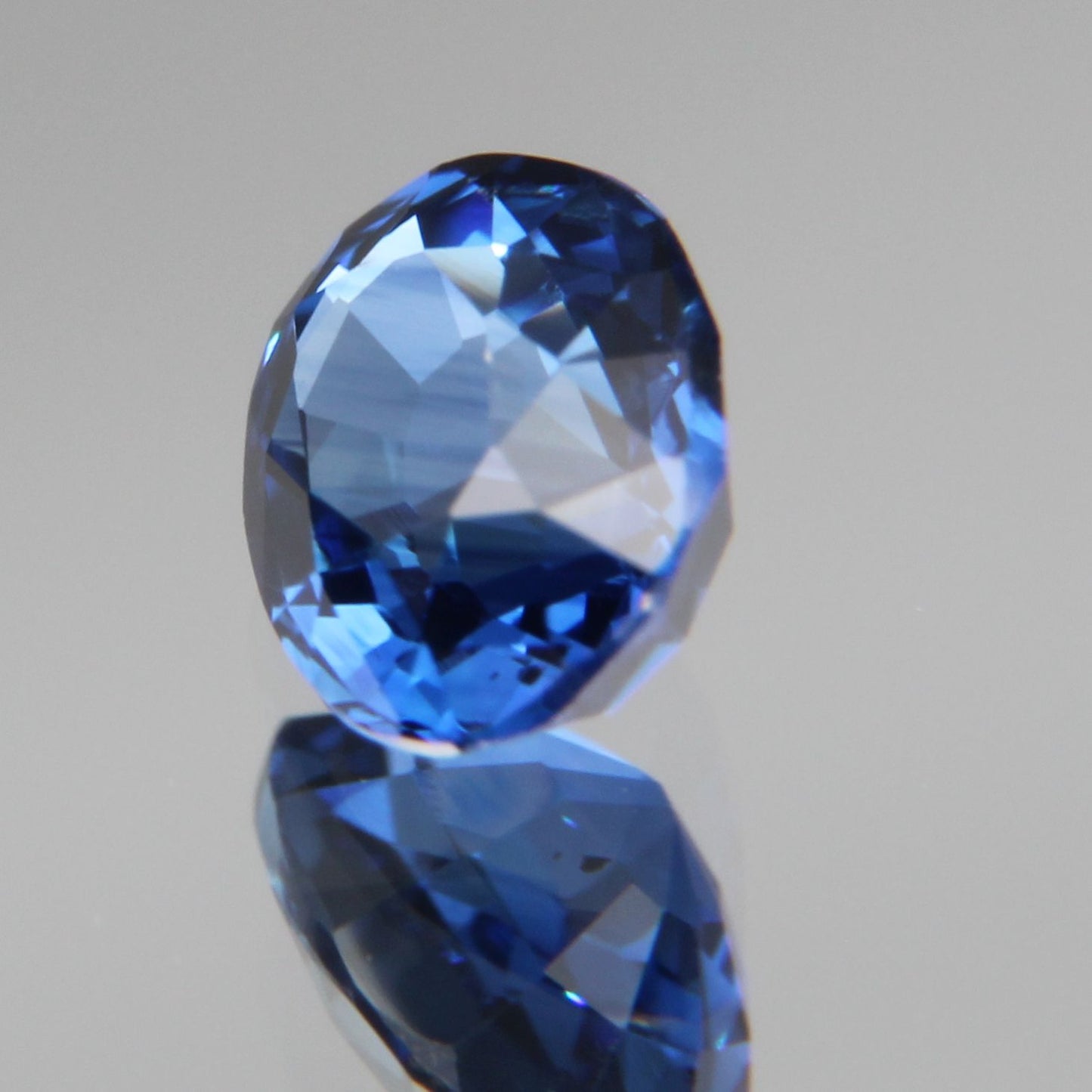 Blauer Saphir 0.52ct
