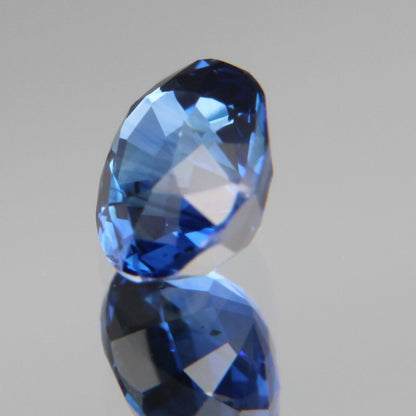 Blauer Saphir 0.52ct