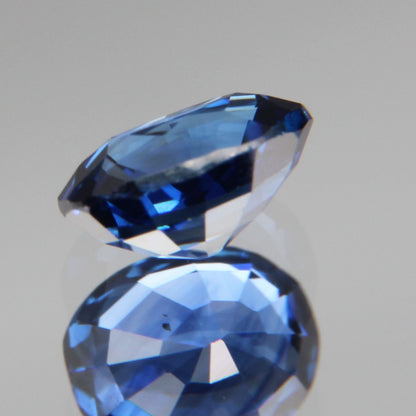 Blauer Saphir 0.52ct