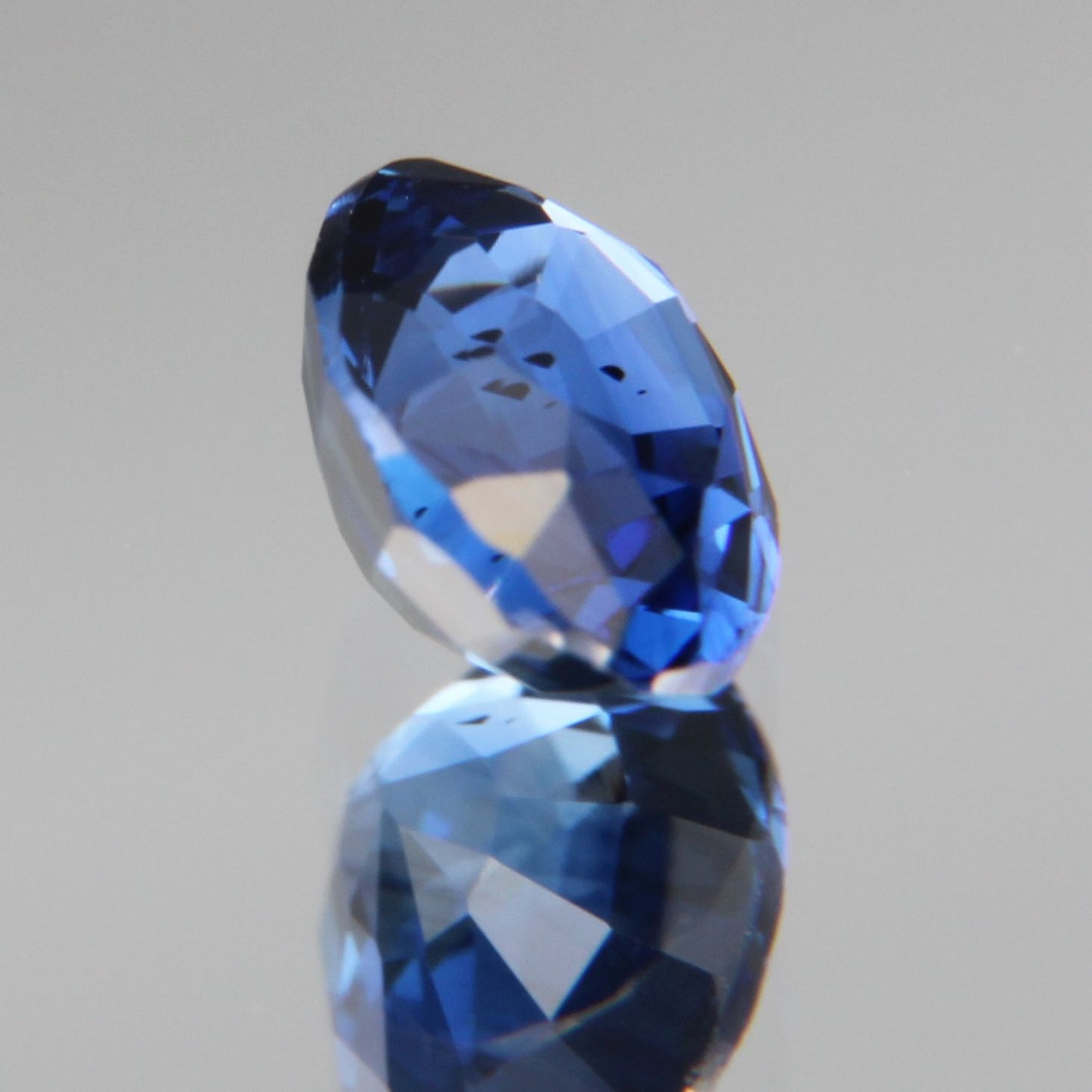 Blauer Saphir 0.52ct