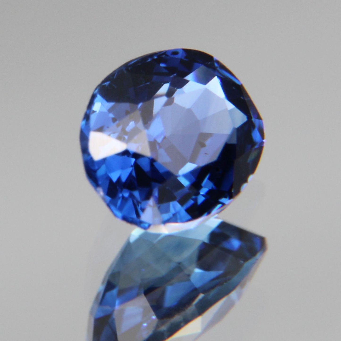 Blauer Saphir 0.52ct