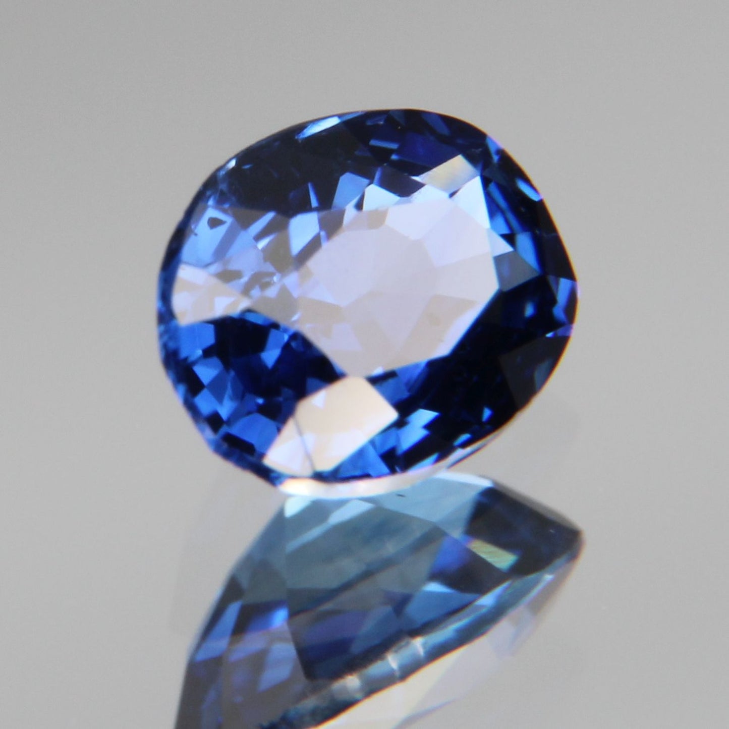Blauer Saphir 0.52ct