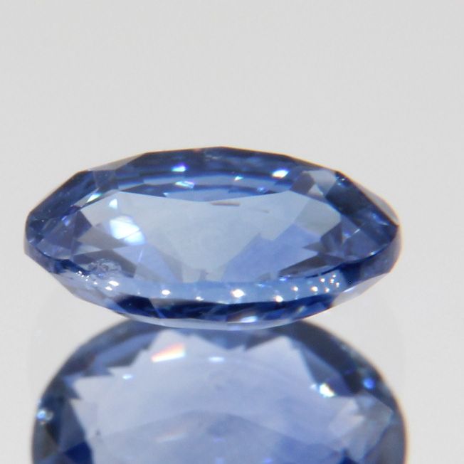 blauer Saphir 0.68ct