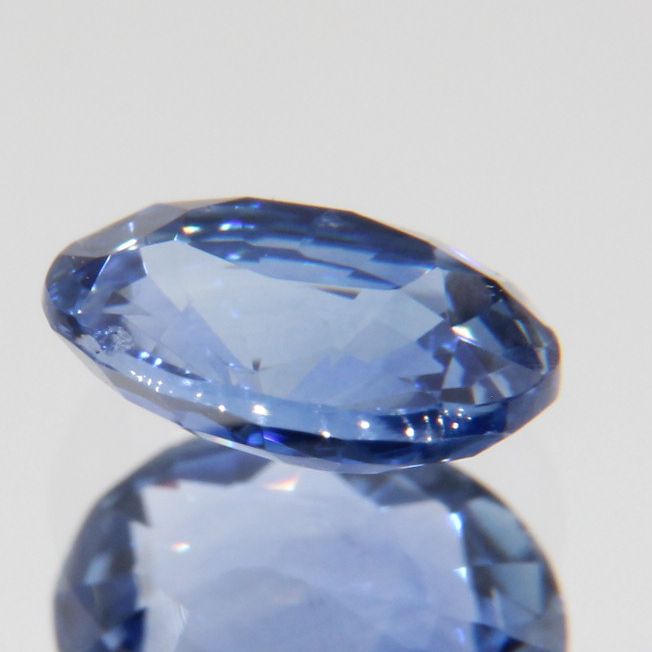 blauer Saphir 0.68ct