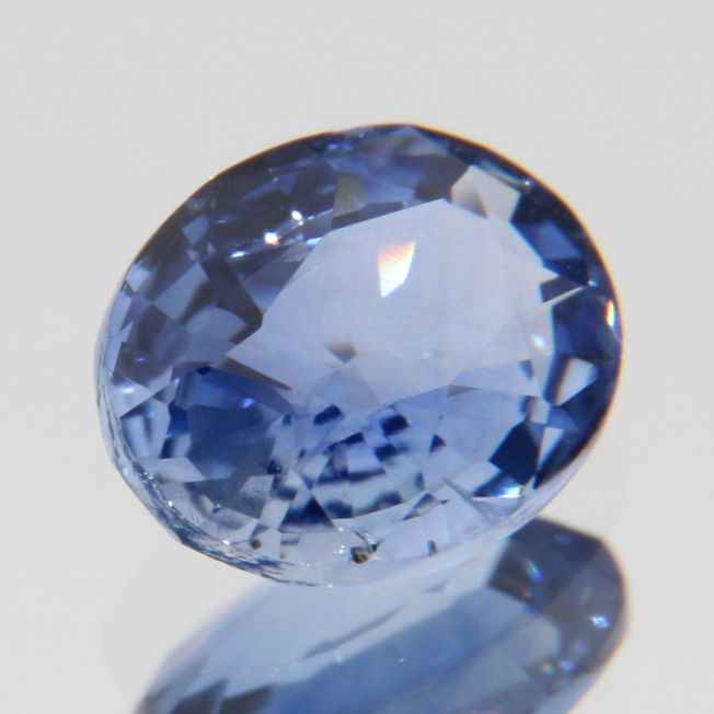 blauer Saphir 0.68ct
