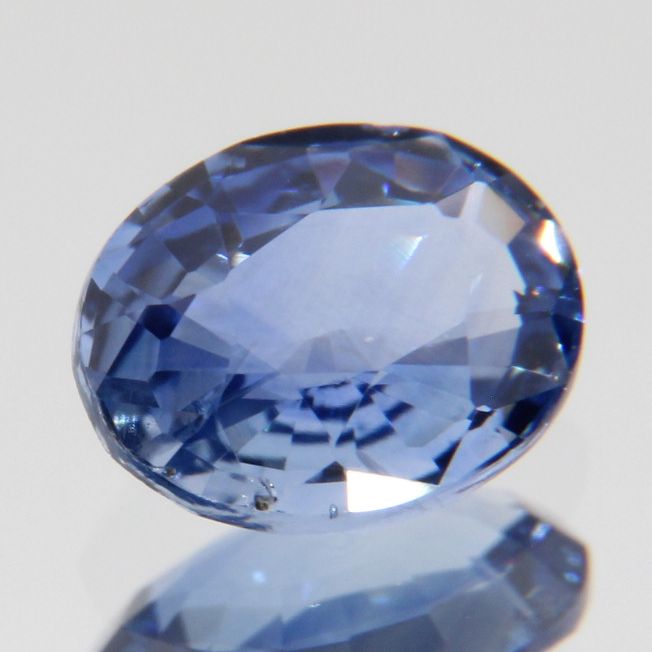 blauer Saphir 0.68ct