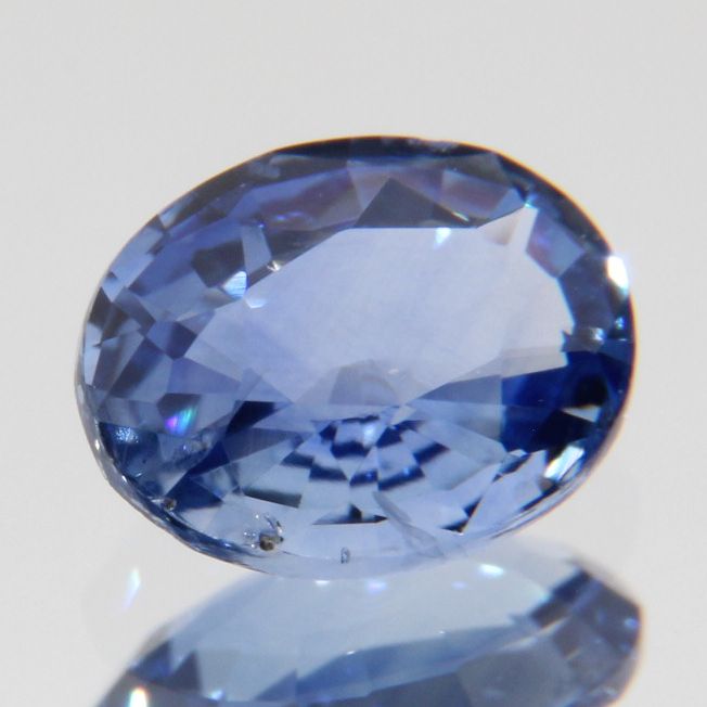 blauer Saphir 0.68ct