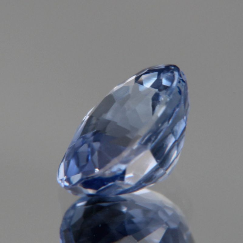 blauer Saphir 0.88ct