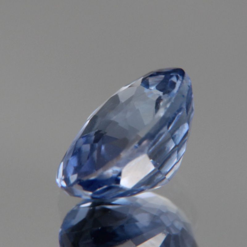 blauer Saphir 0.88ct