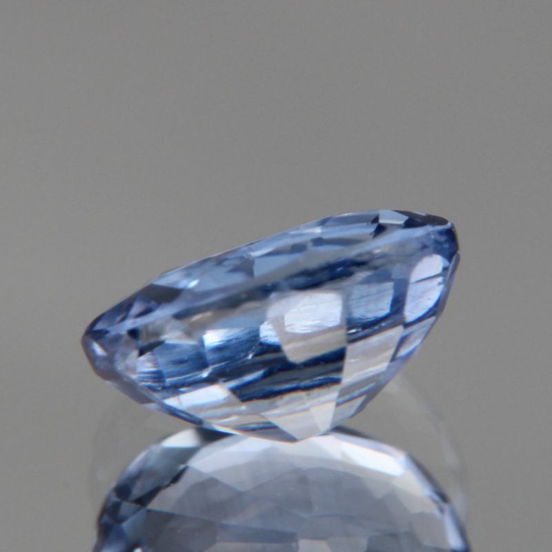 blauer Saphir 0.88ct
