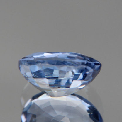 blauer Saphir 0.88ct