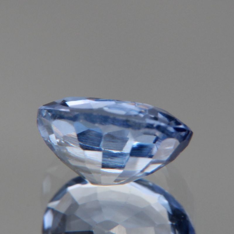 blauer Saphir 0.88ct