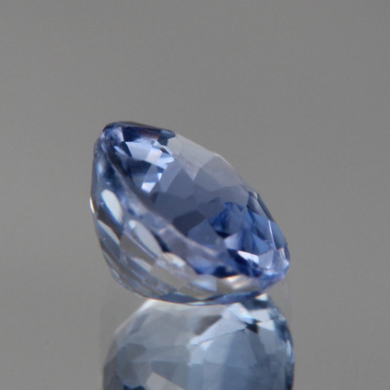 blauer Saphir 0.88ct
