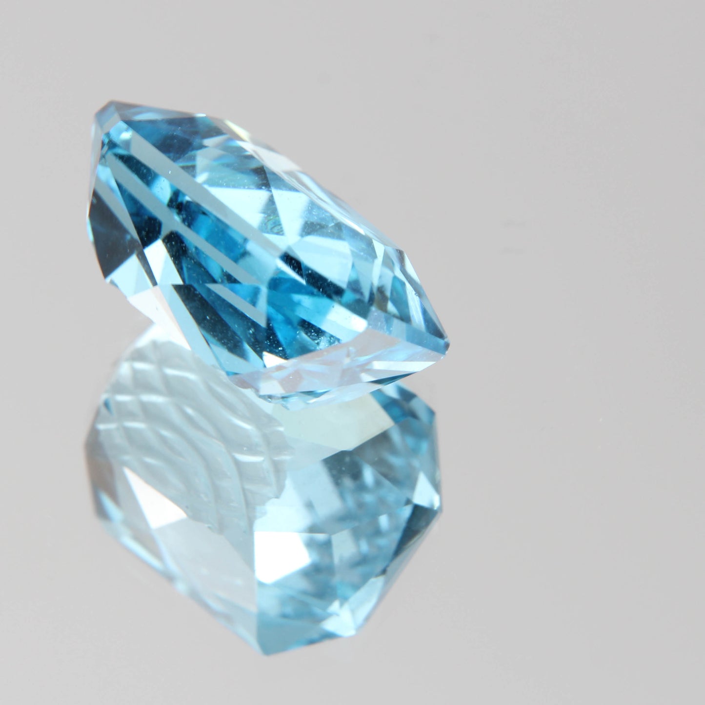 Blue Topaz 26.62ct