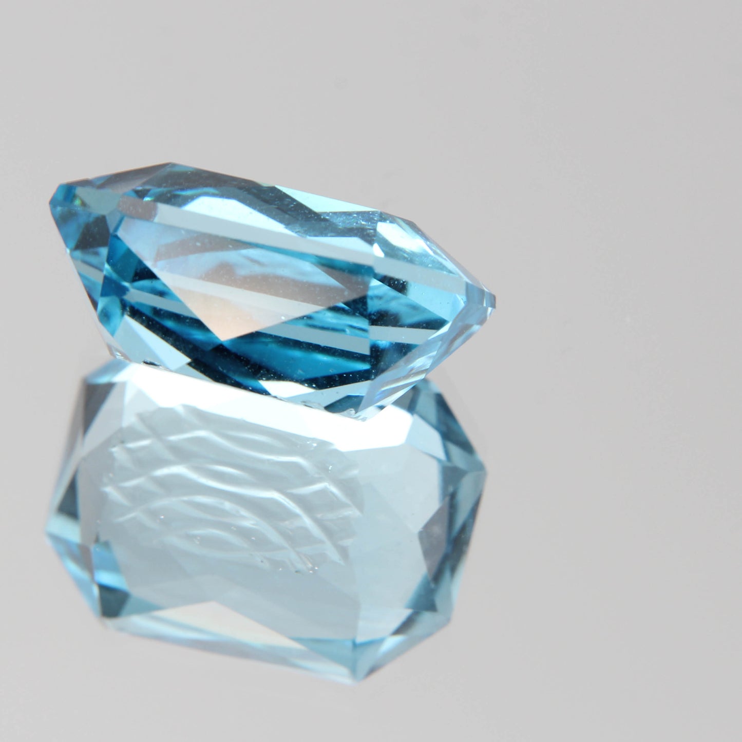 Blue Topaz 26.62ct