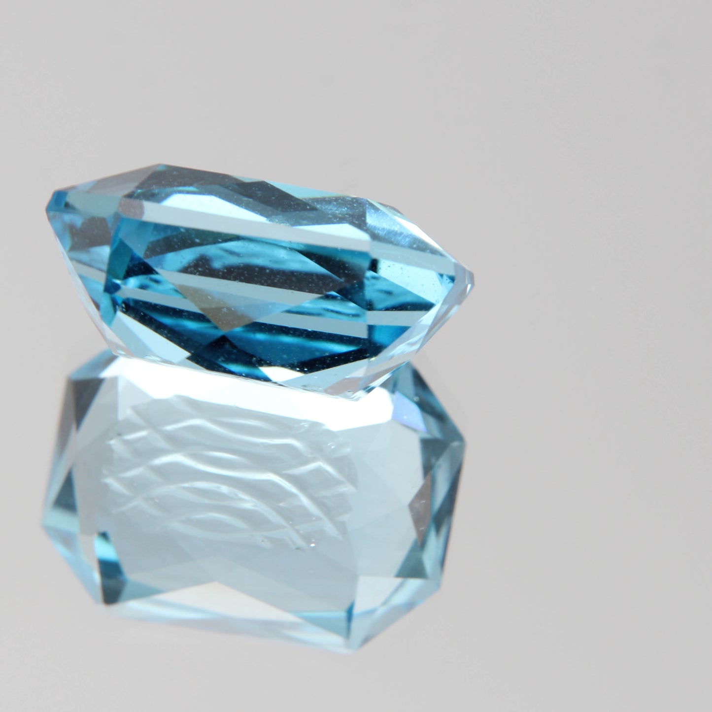 Blue Topaz 26.62ct