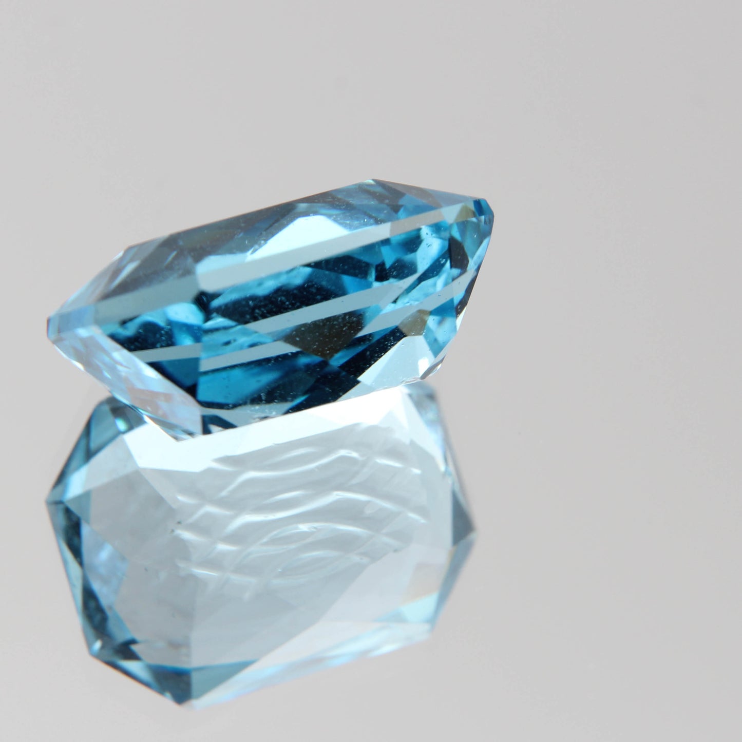 Blue Topaz 26.62ct