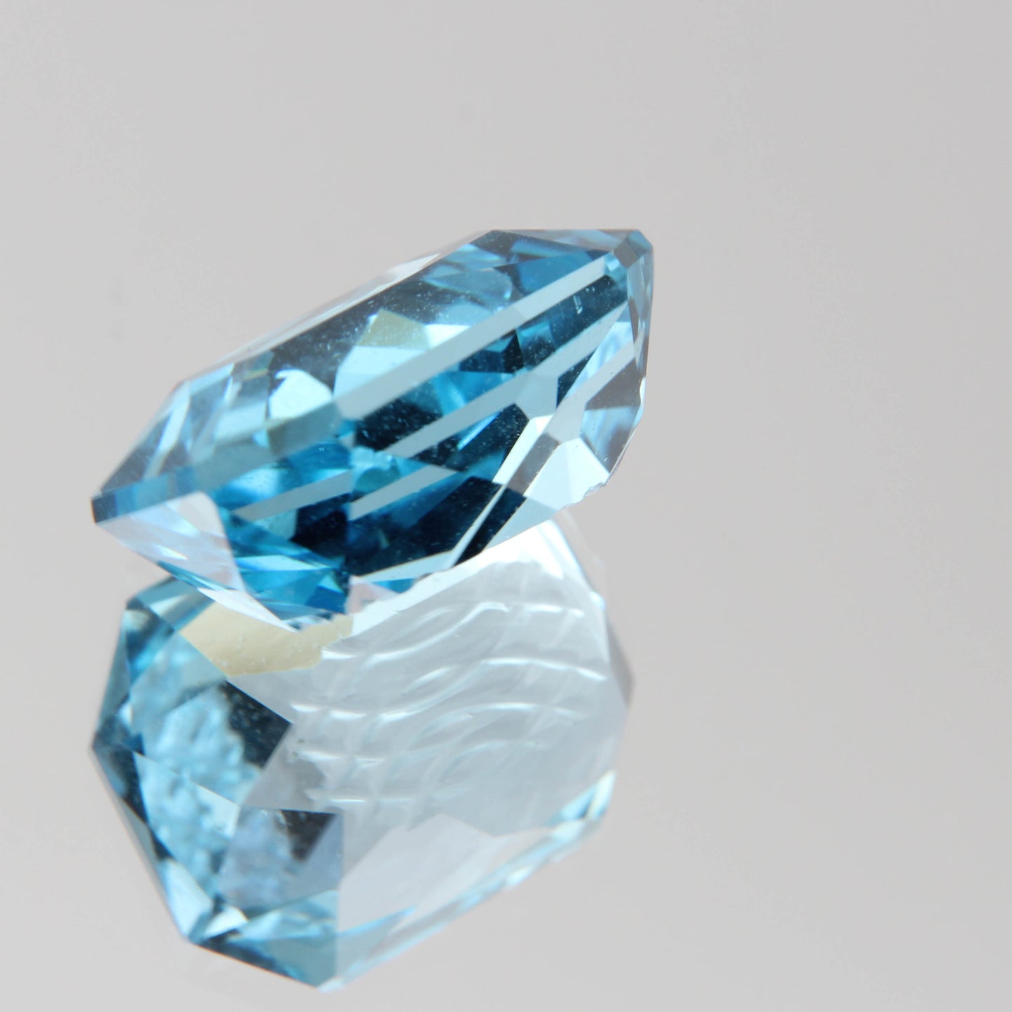 Blue Topaz 26.62ct